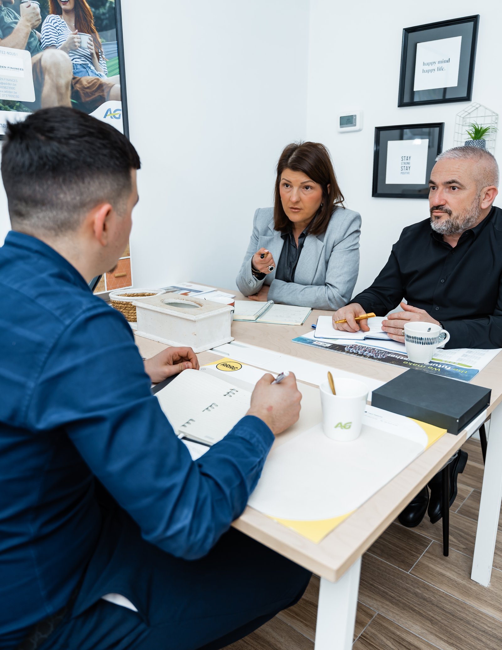 commercial-agence-7c67dbc7